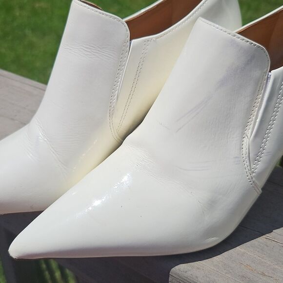 Tory Burch White Patent Leather Pointed Toe Heels – Size 8.5 - Picture 2 of 8
